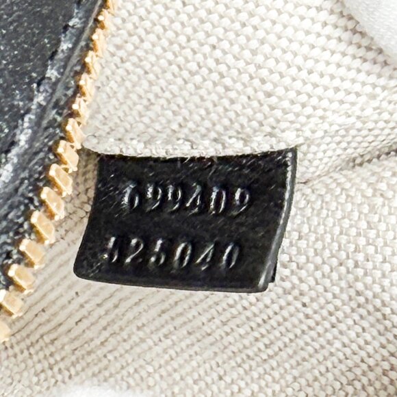 Gucci Attache Leather Crossbody Bag - Picture 10 of 13